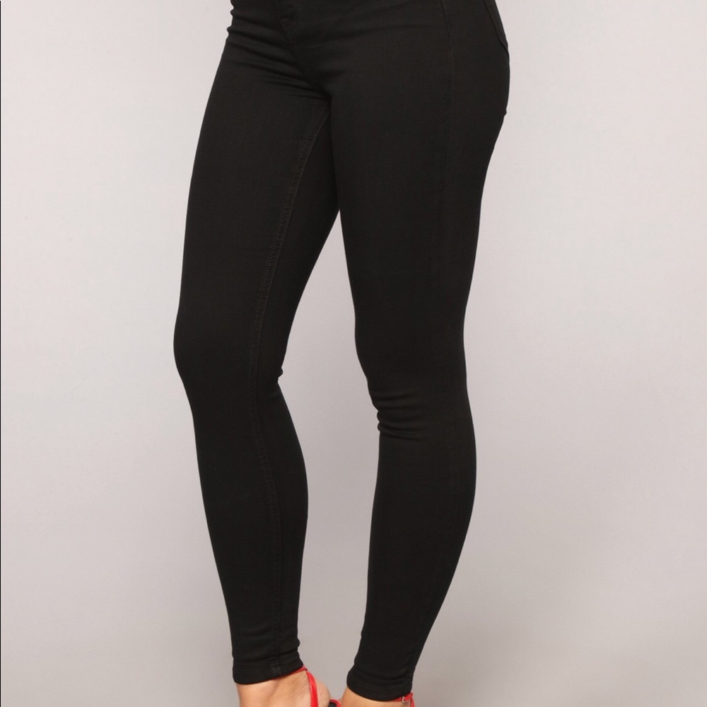 Fashionnova high-rise ankle jeans NWT